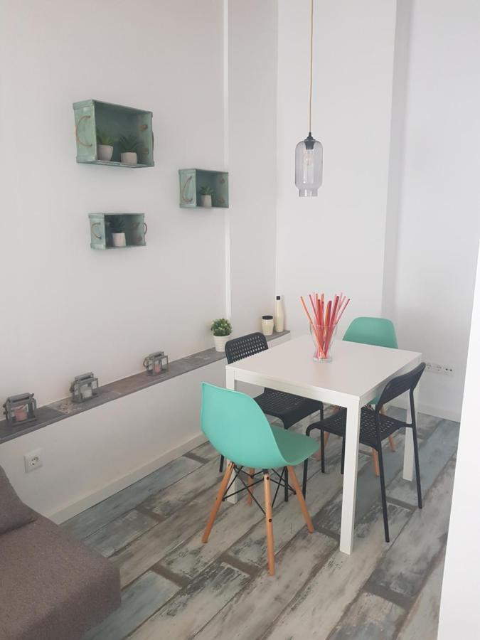 Apt 6 - Apartamento En La Playa De El Palo Màlaga Exteriér fotografie